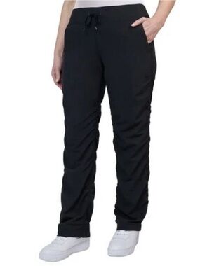 Kirkland Signature Ladies' Active Pant